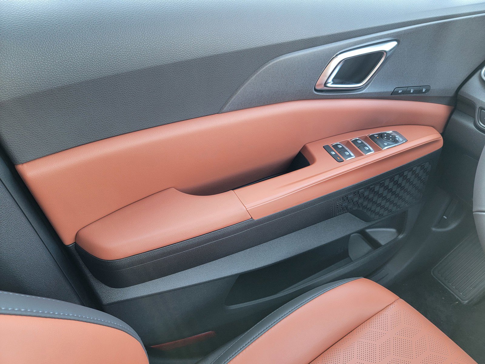 New 2026 Kia Carnival EX image 31