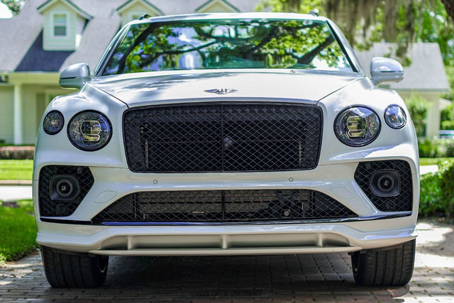 Used 2023 Bentley Bentayga Speed AWD/4WD image 13