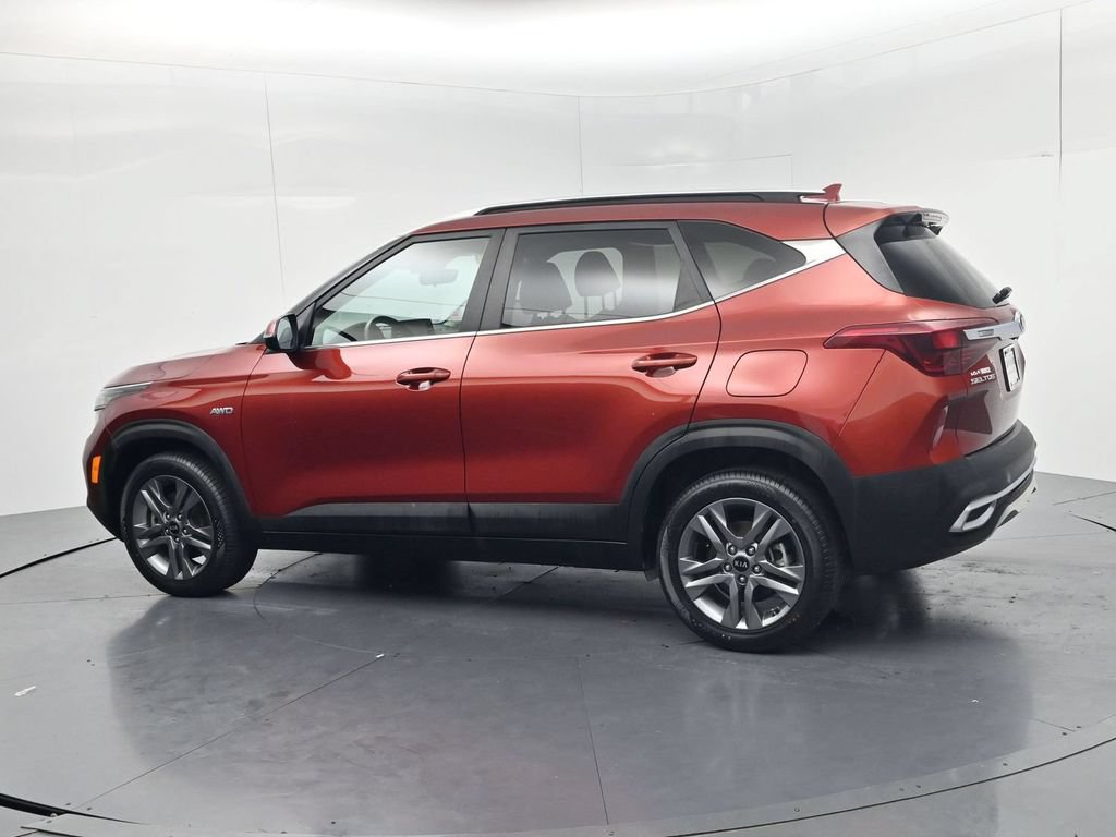 Used 2021 Kia Seltos S AWD/4WD image 5
