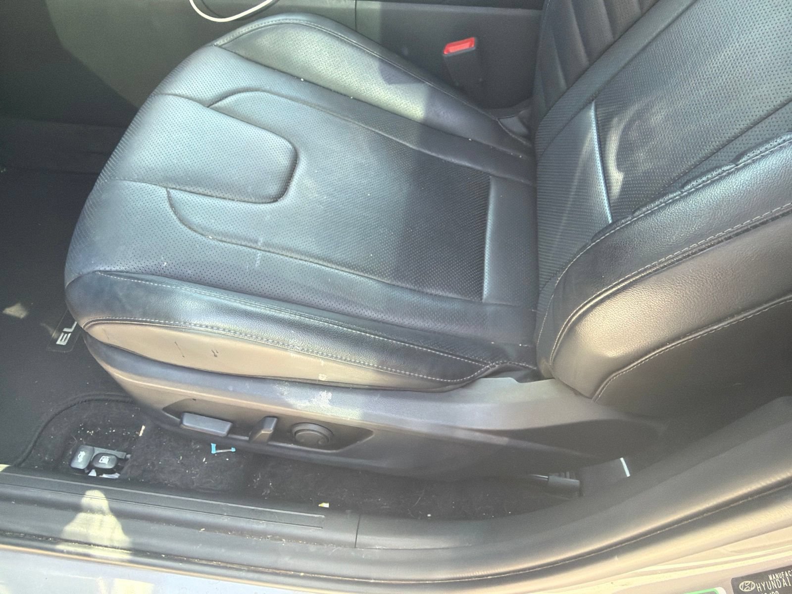 Used 2023 Hyundai Elantra Limited FWD image 8