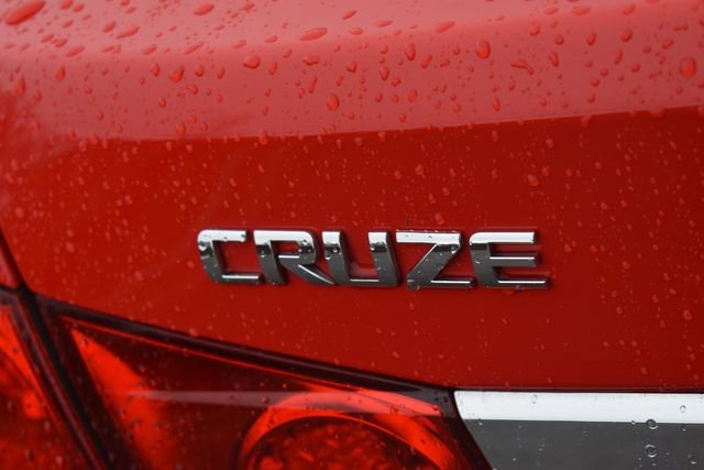Used 2014 Chevrolet Cruze LS image 12