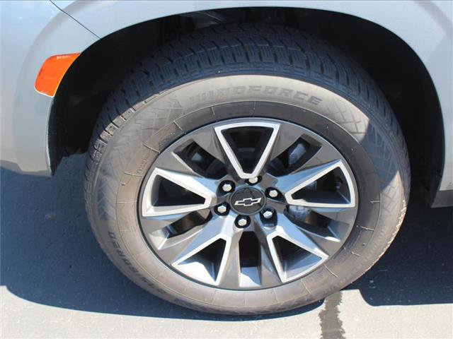 Used 2023 Chevrolet Suburban Z71 image 43