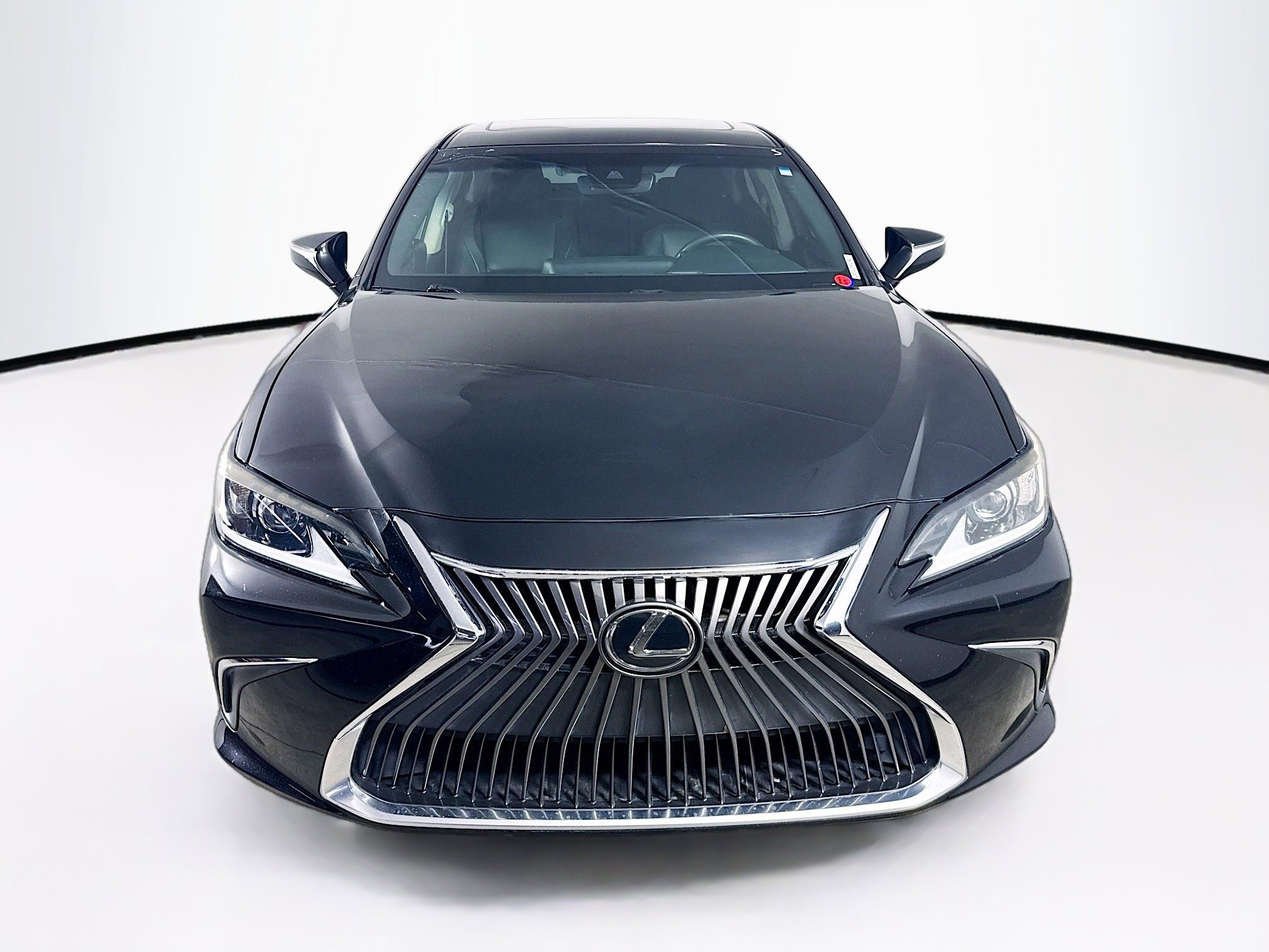 Used 2019 Lexus ES 350 image 3