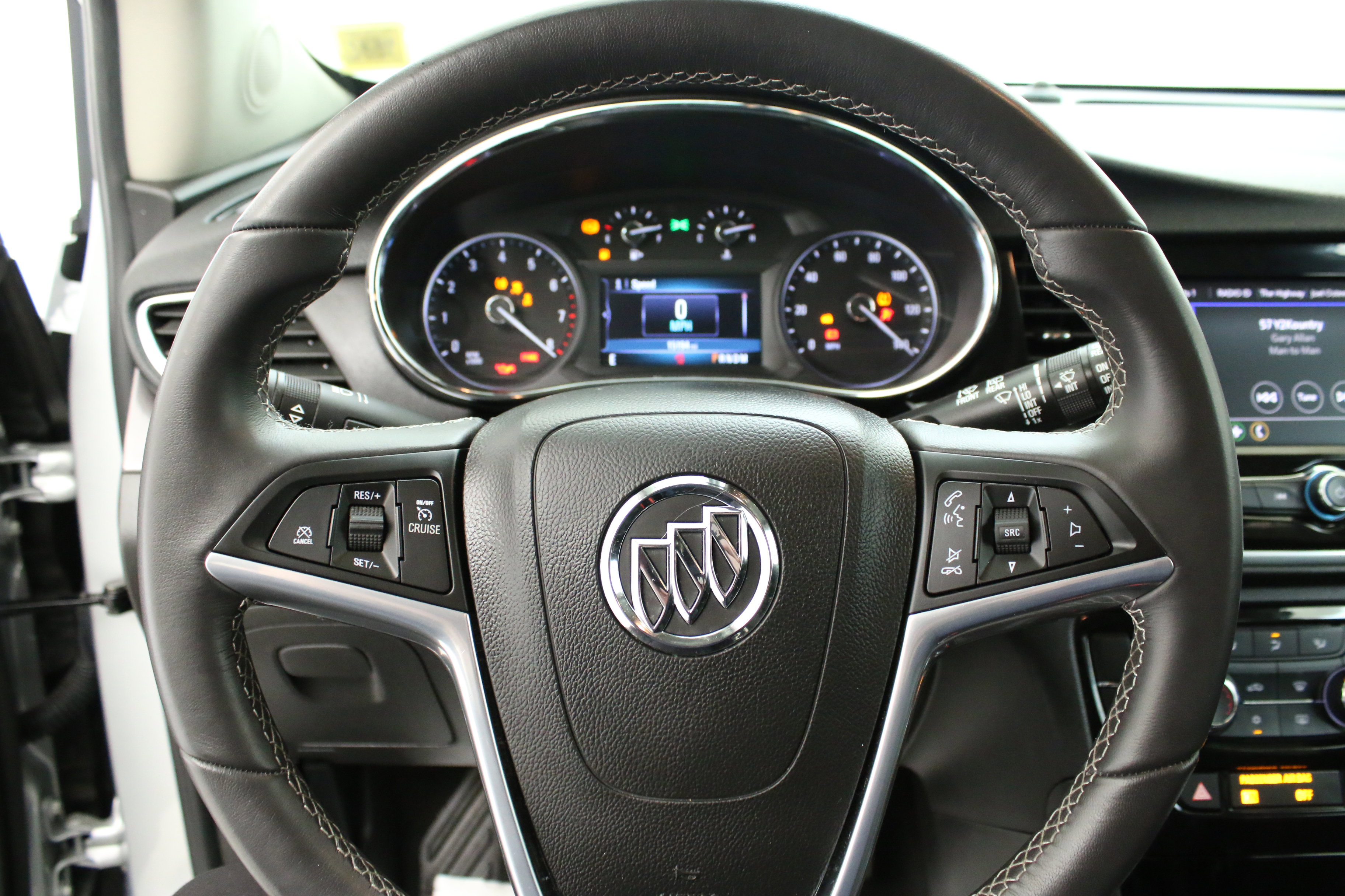 Used 2022 Buick Encore Preferred w/ Safety Package AWD/4WD image 15