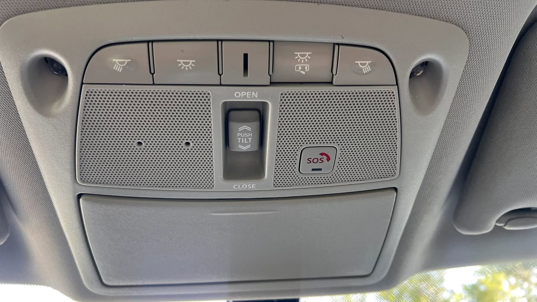 Used 2017 Nissan Maxima Platinum FWD image 42