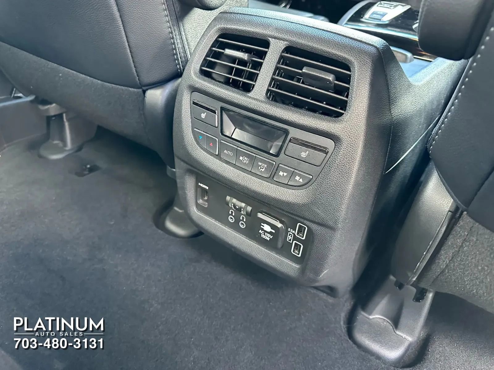 Used 2019 Honda Pilot Touring image 19