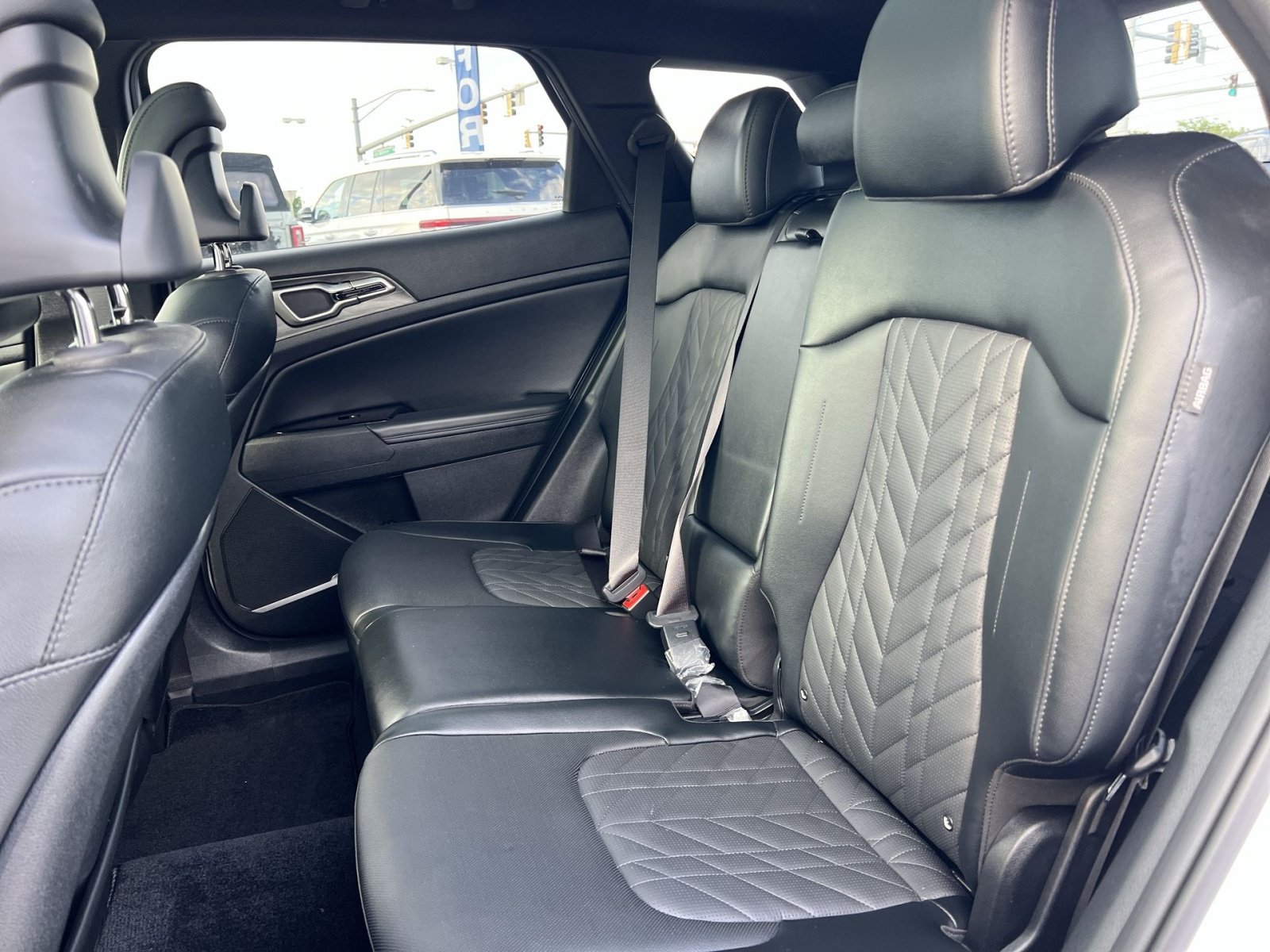 Used 2025 Kia Sportage X-Line w/ Premium Package AWD/4WD image 25