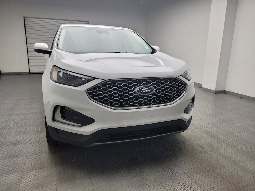 Used 2024 Ford Edge SEL image 14
