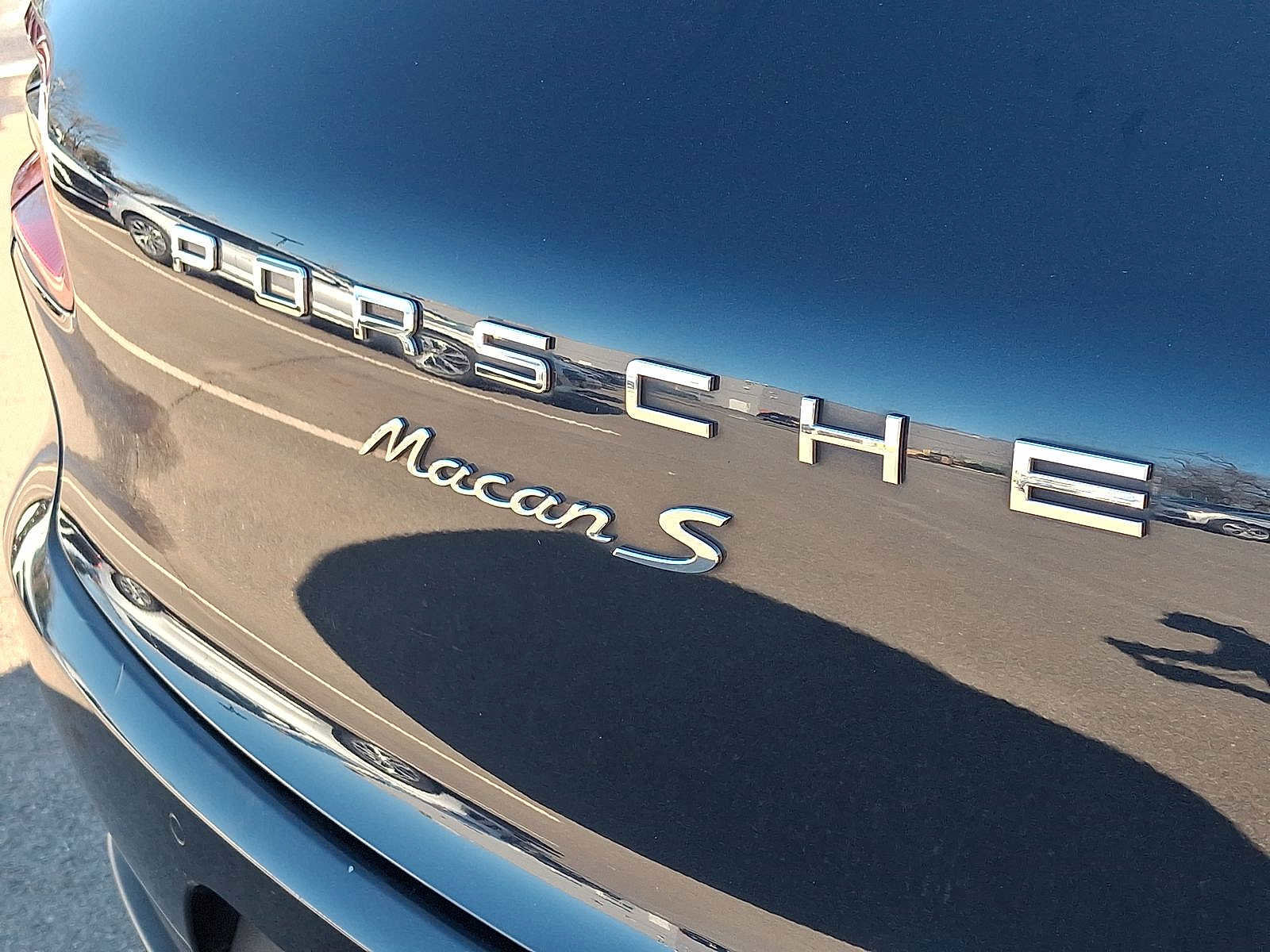 Used 2018 Porsche Macan S image 24