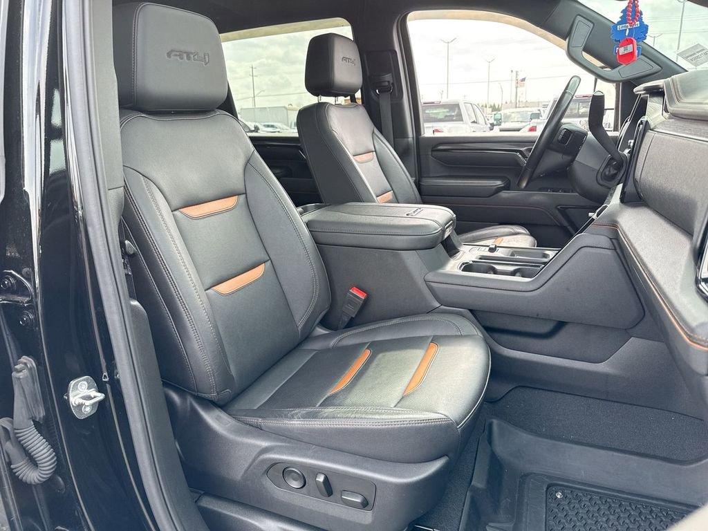 Used 2024 GMC Sierra 2500 AT4 w/ Technology Package image 25