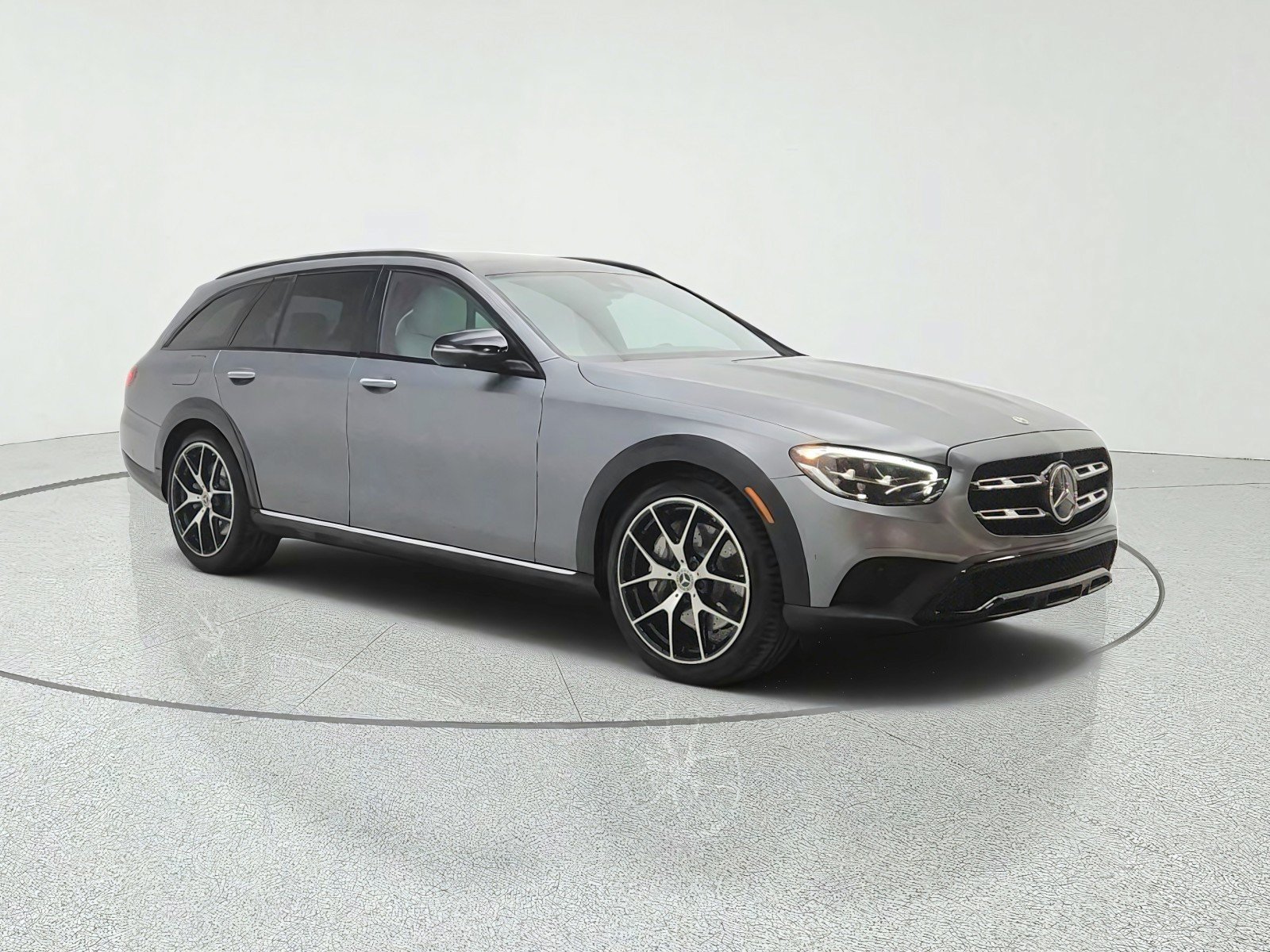 Certified 2023 Mercedes-Benz E 450 4MATIC All-Terrain Wagon image 3