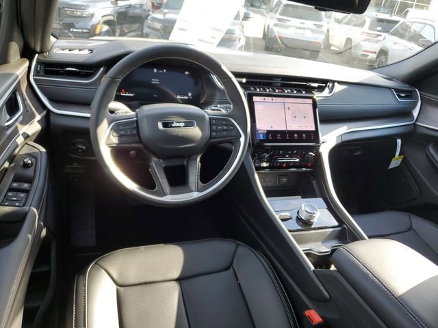 New 2025 Jeep Grand Cherokee L Limited w/ Luxury Tech Group II image 6