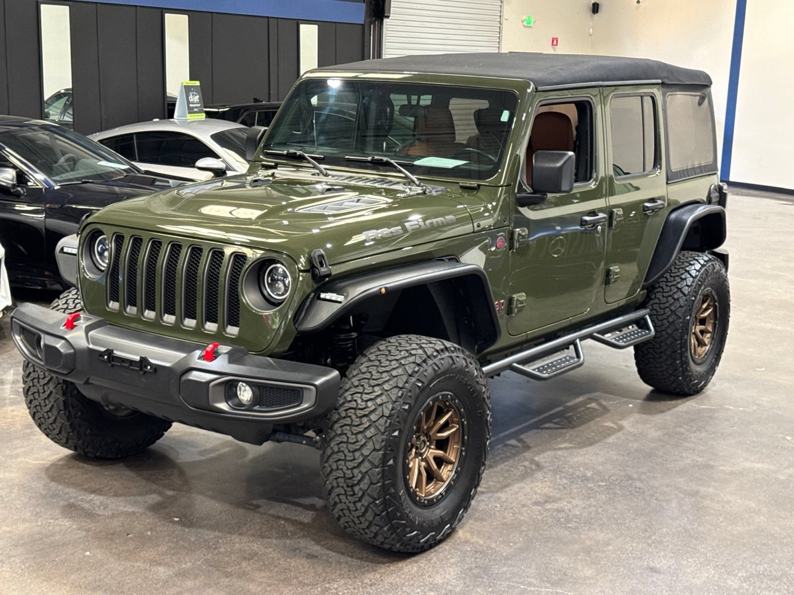Used 2021 Jeep Wrangler Unlimited Rubicon AWD/4WD image 9