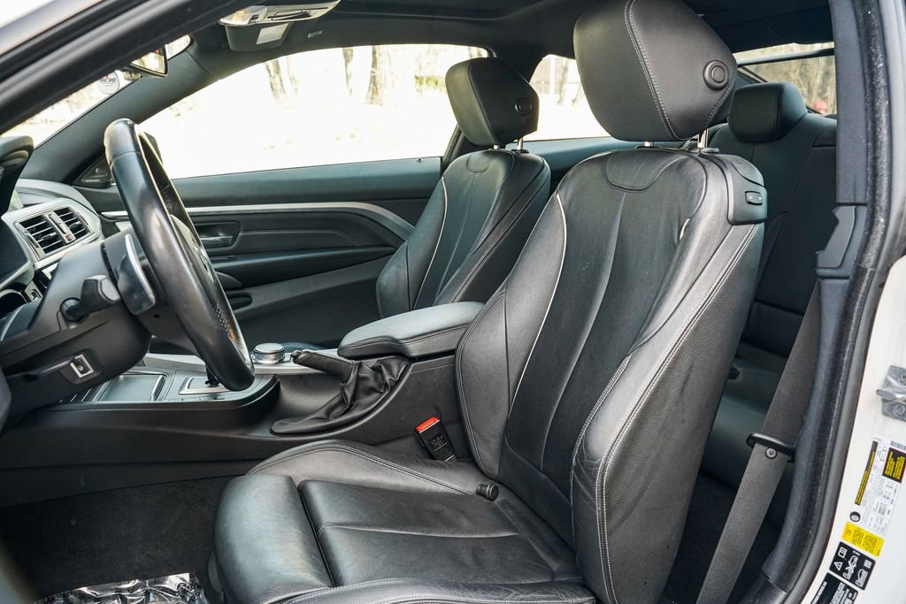 Used 2019 BMW 440i xDrive Coupe w/ M Sport Package image 16