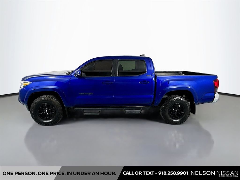 Used 2022 Toyota Tacoma SR5 RWD image 8