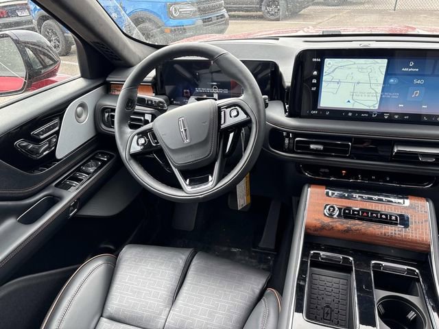 New 2026 Lincoln Aviator Black Label w/ Jet Appearance Package AWD/4WD image 14