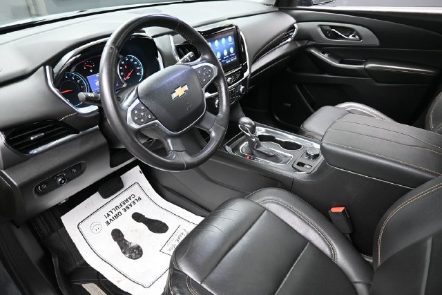 Used 2021 Chevrolet Traverse LT w/ LT Premium Package FWD image 19