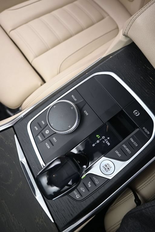 Used 2021 BMW 430i Coupe w/ Executive Package RWD image 29