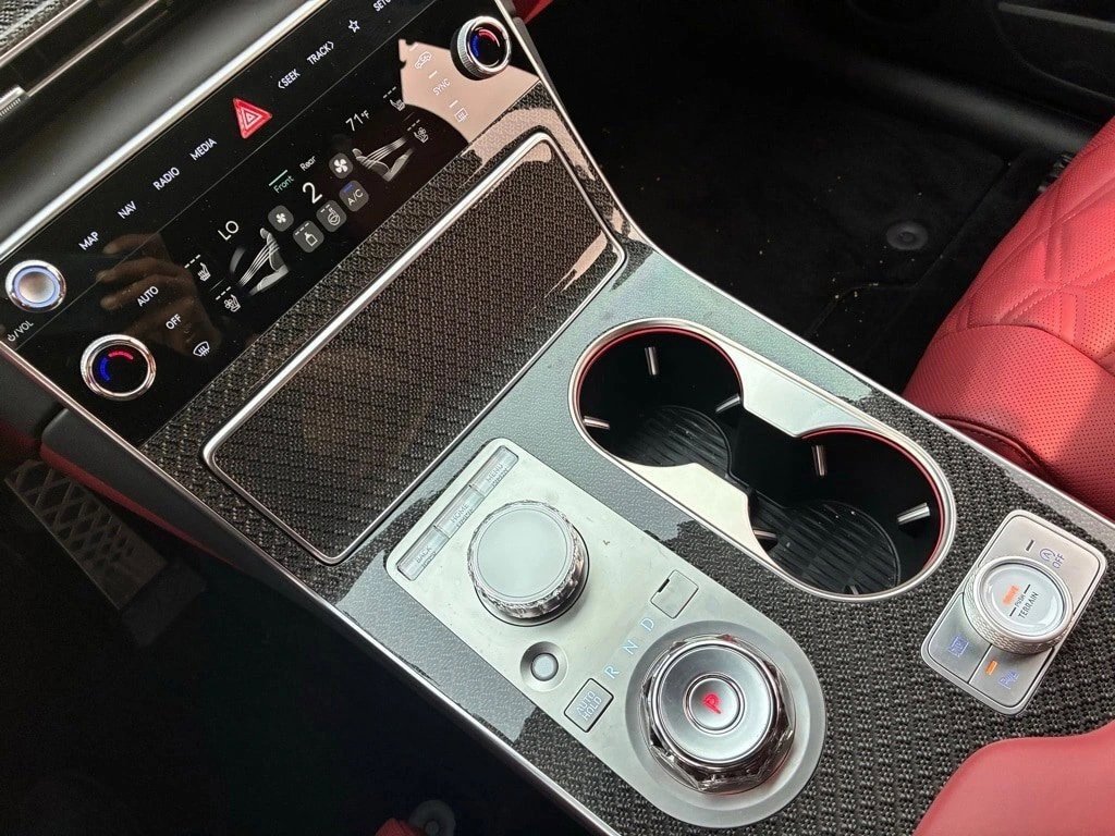 New 2026 Genesis GV80 3.5T e-SC image 9