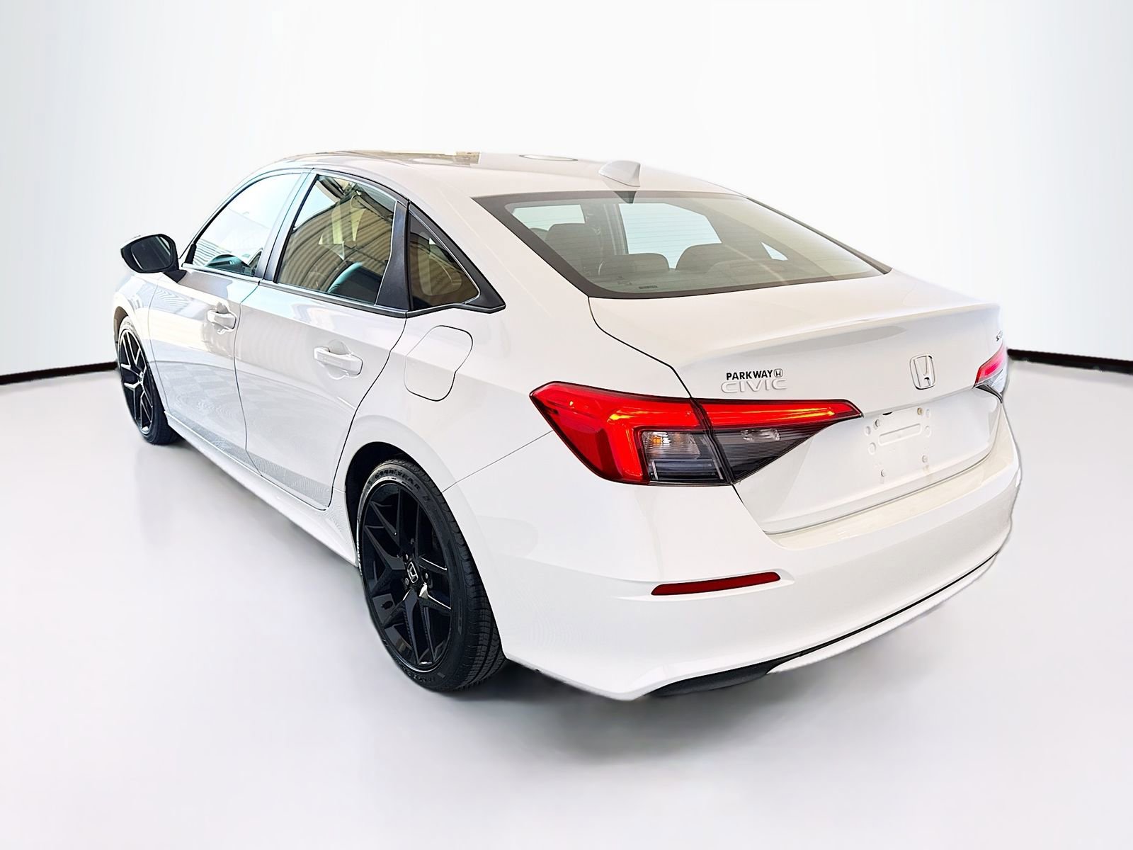 Used 2023 Honda Civic Sport image 5