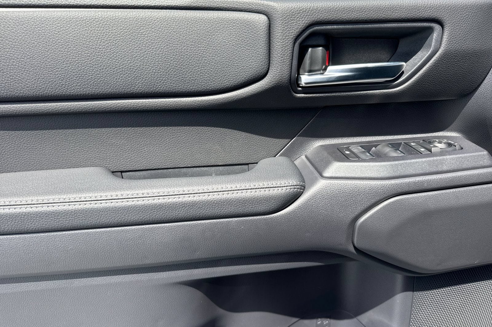 New 2027 Toyota Land Cruiser AWD/4WD image 10