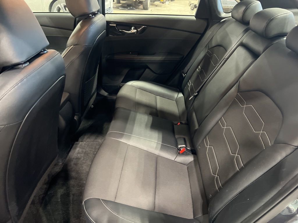 Certified 2024 Kia Forte GT-Line image 8