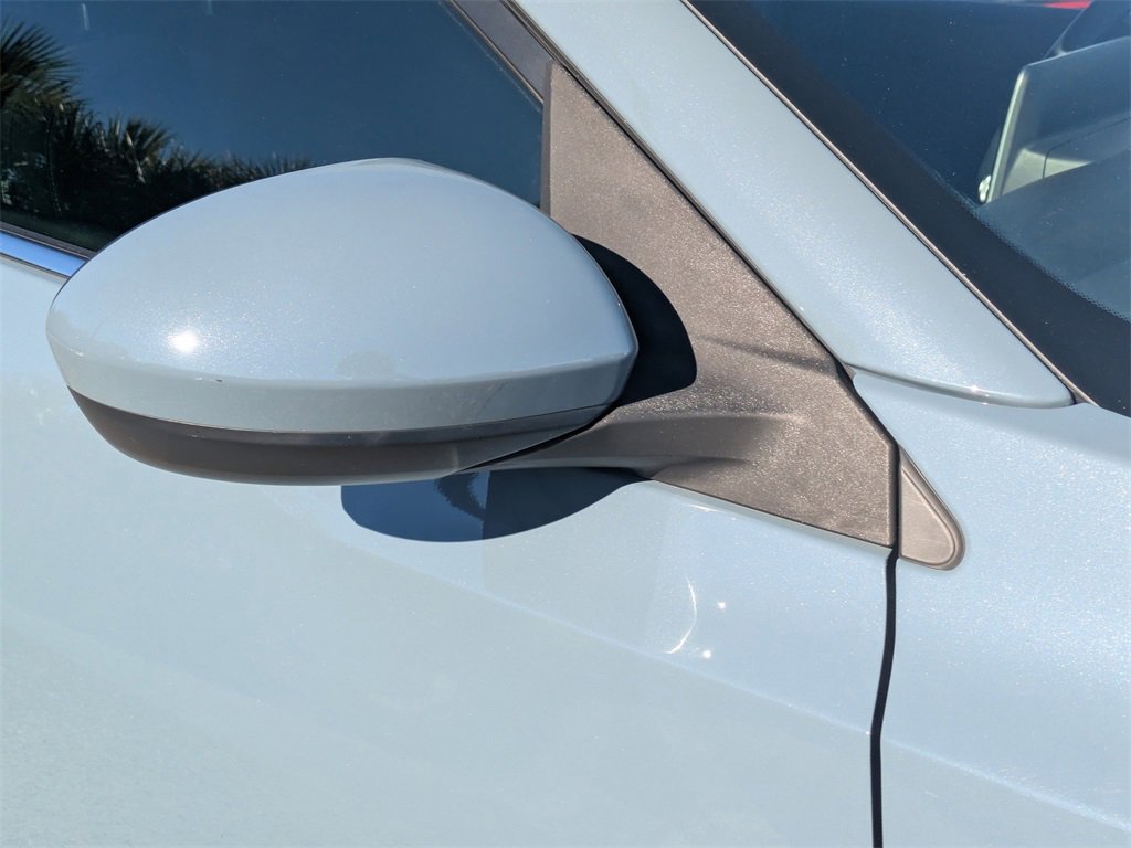 Used 2024 Nissan Sentra SV w/ Lighting Package image 10