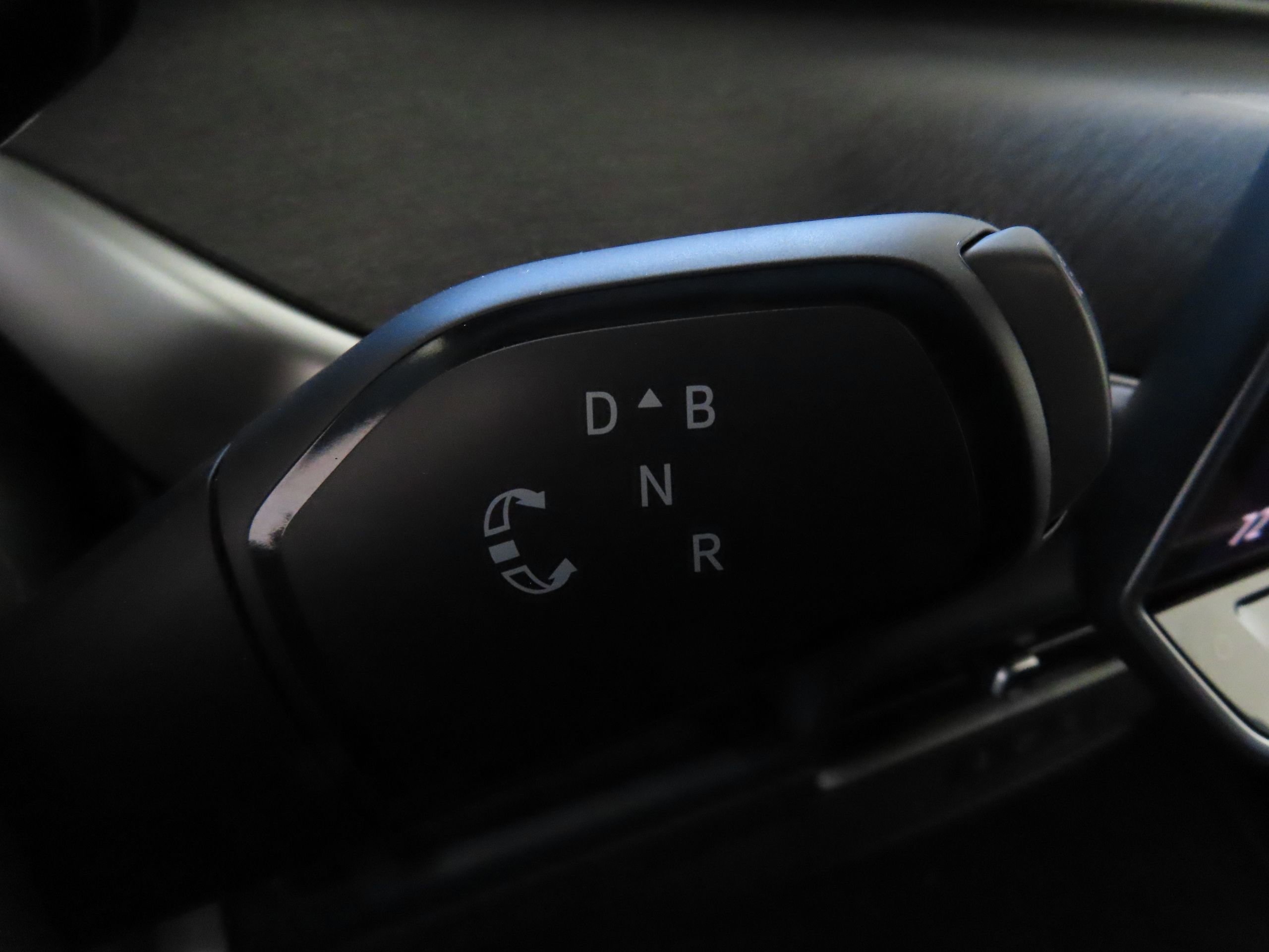 New 2025 Volkswagen ID. Buzz Pro S image 25