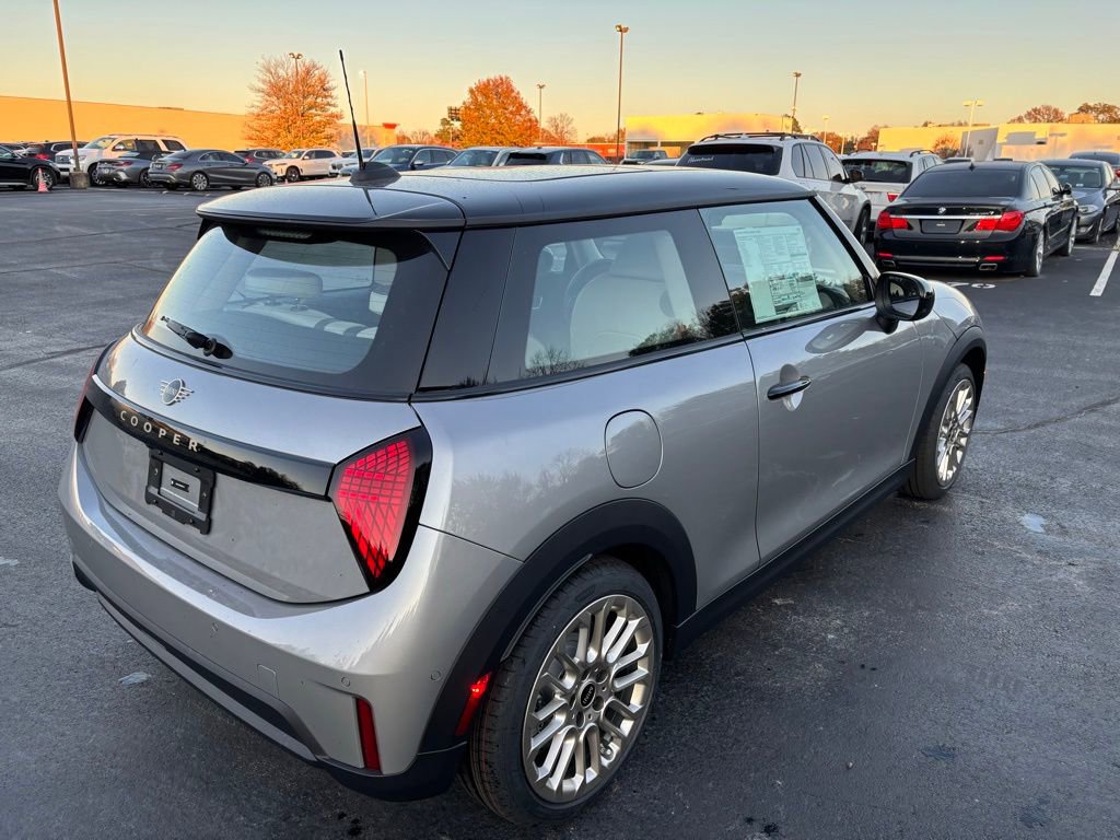 New 2025 MINI Cooper 2-Door Hardtop image 6