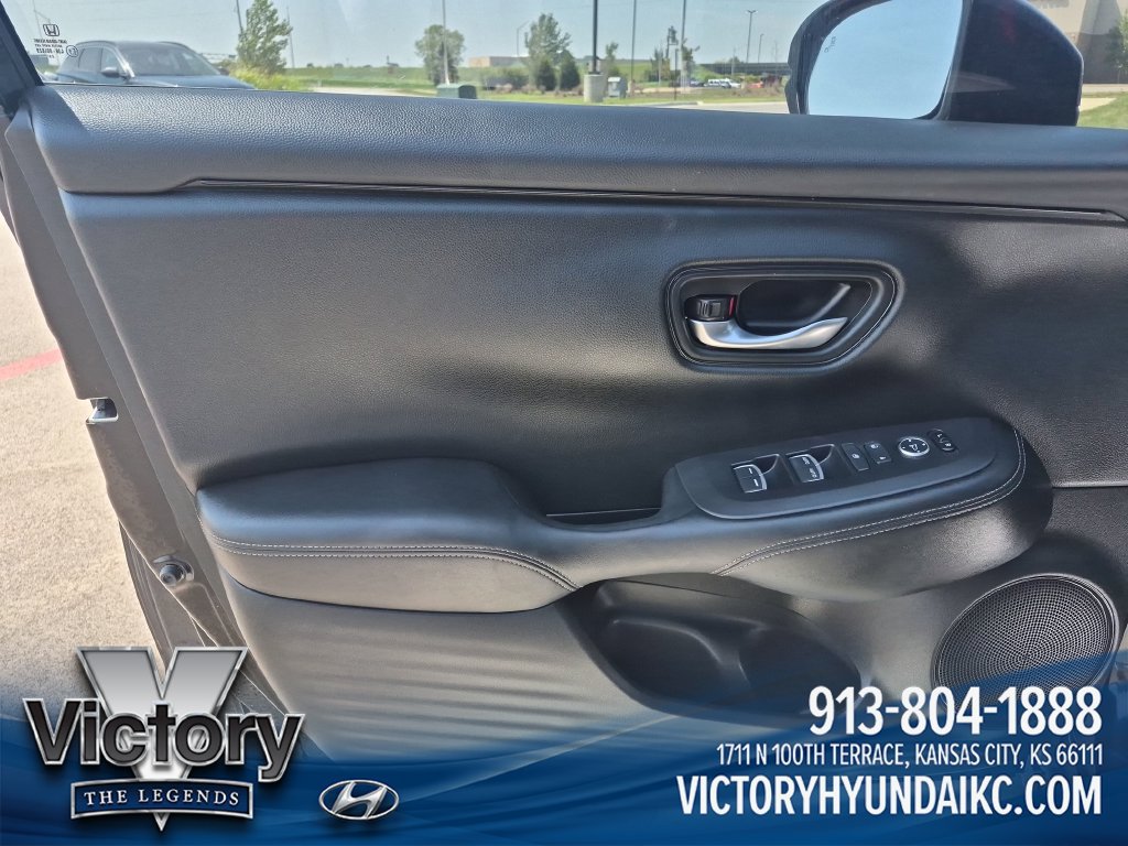 Used 2024 Honda HR-V EX-L image 10