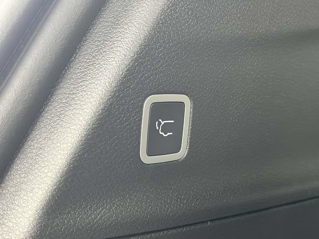 New 2026 Chrysler Pacifica Select w/ S Appearance Package FWD image 18