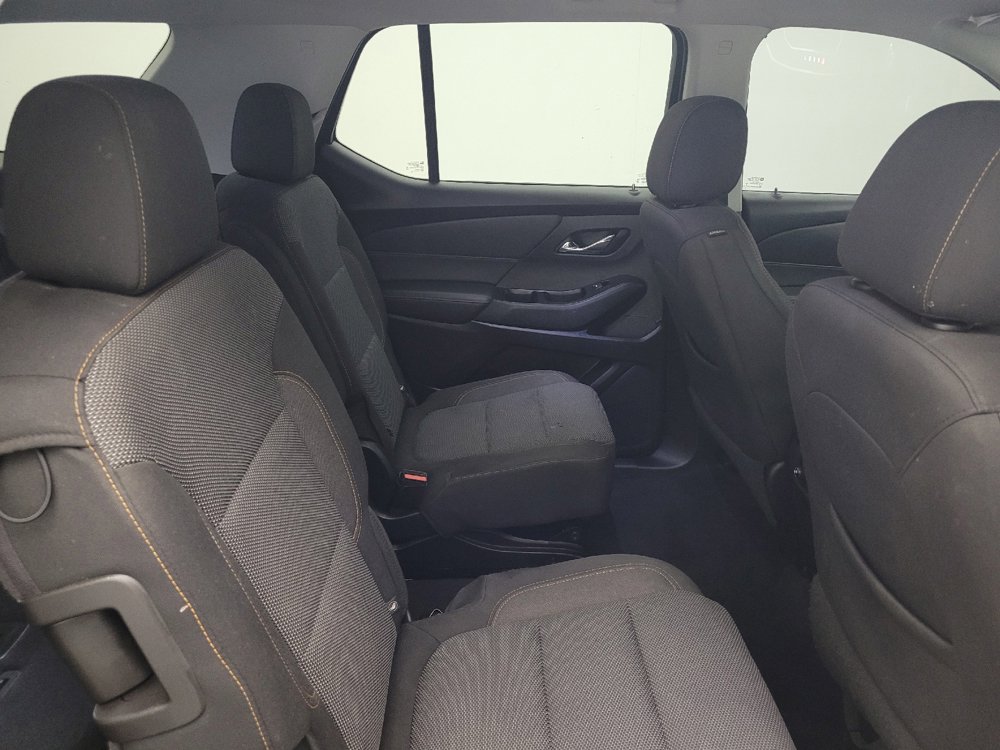 Used 2019 Chevrolet Traverse LT w/ LPO, Blackout Package AWD/4WD image 19