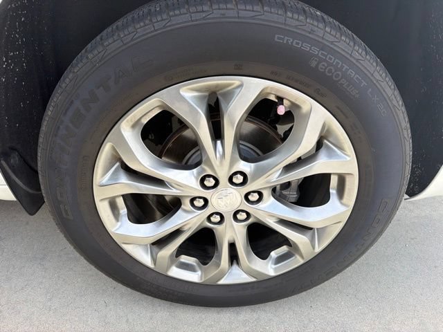 Used 2020 Buick Enclave Avenir w/ Avenir Technology Package FWD image 10