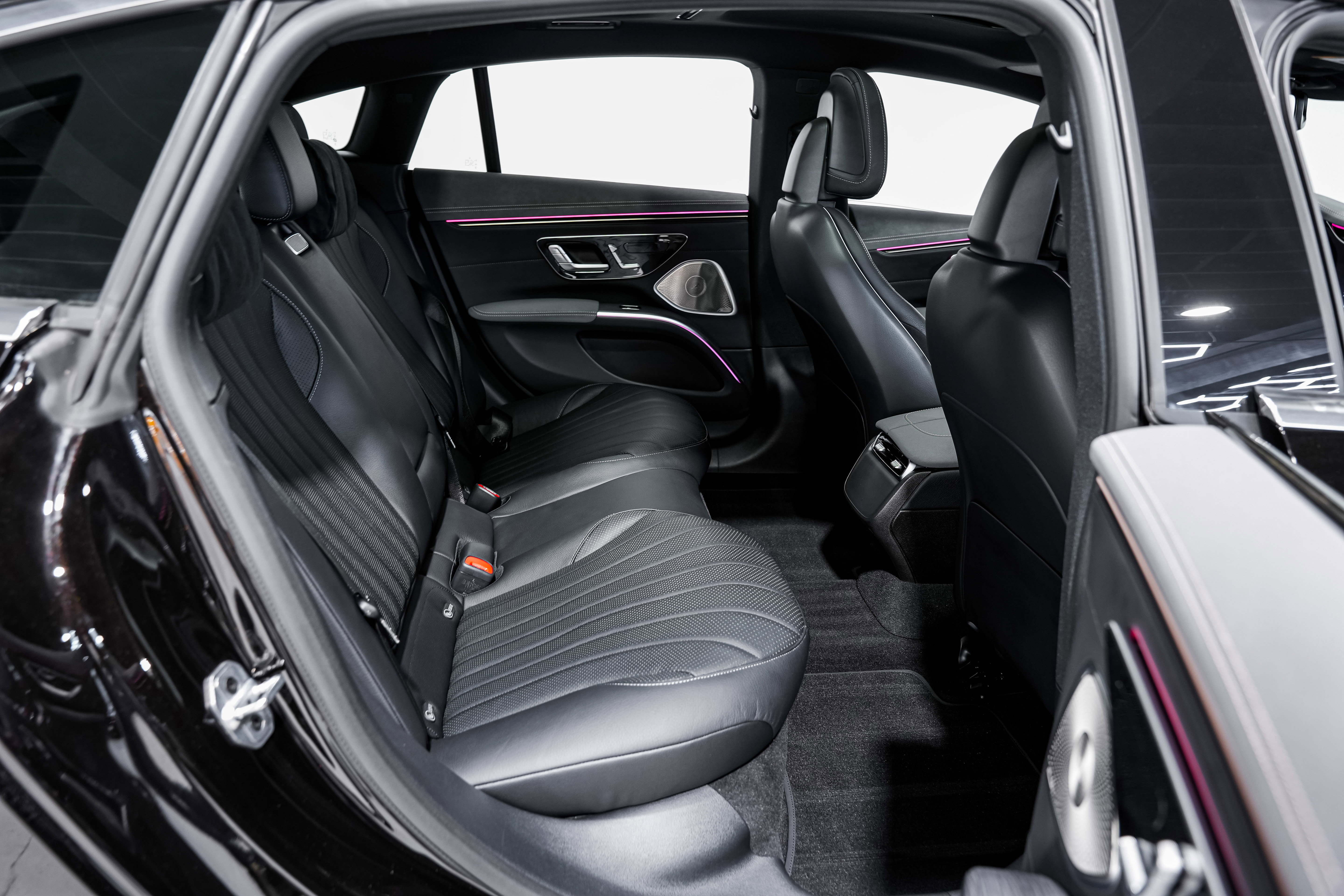 Used 2024 Mercedes-Benz EQS 450+ EQS 450 image 32