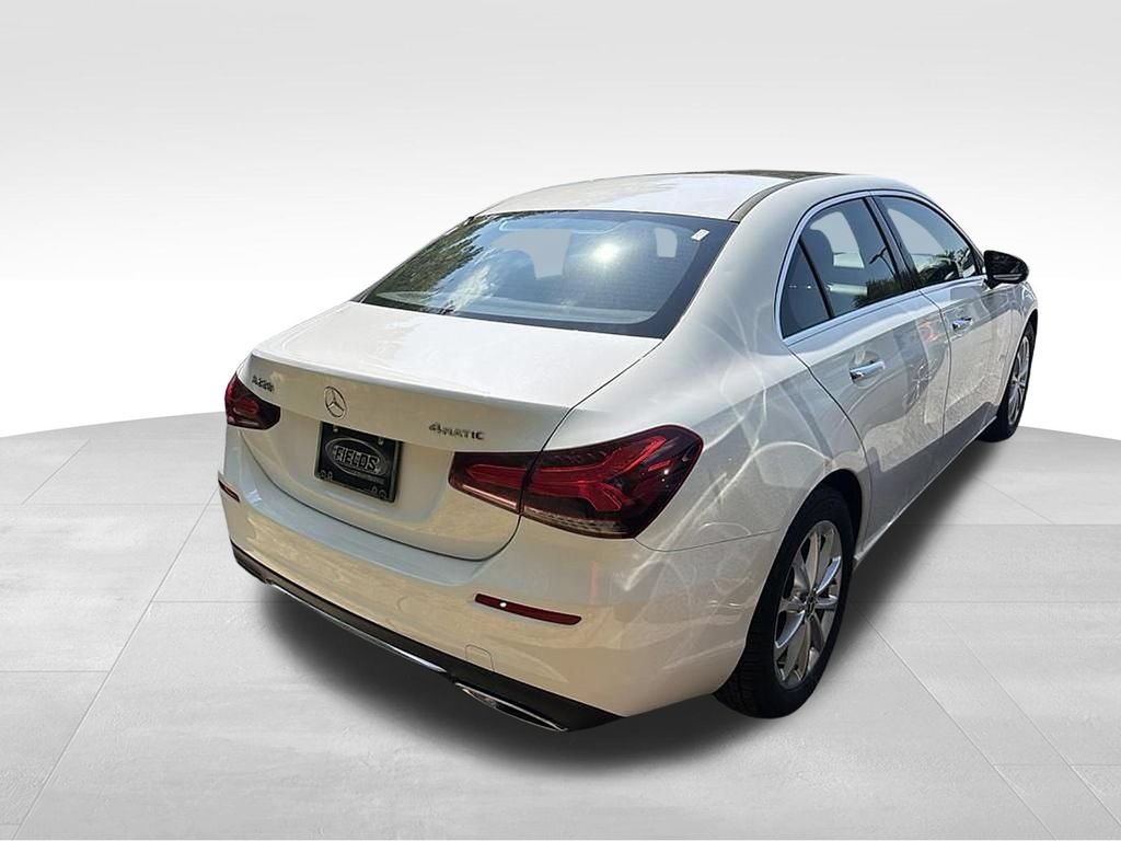 Used 2022 Mercedes-Benz A 220 4MATIC image 4