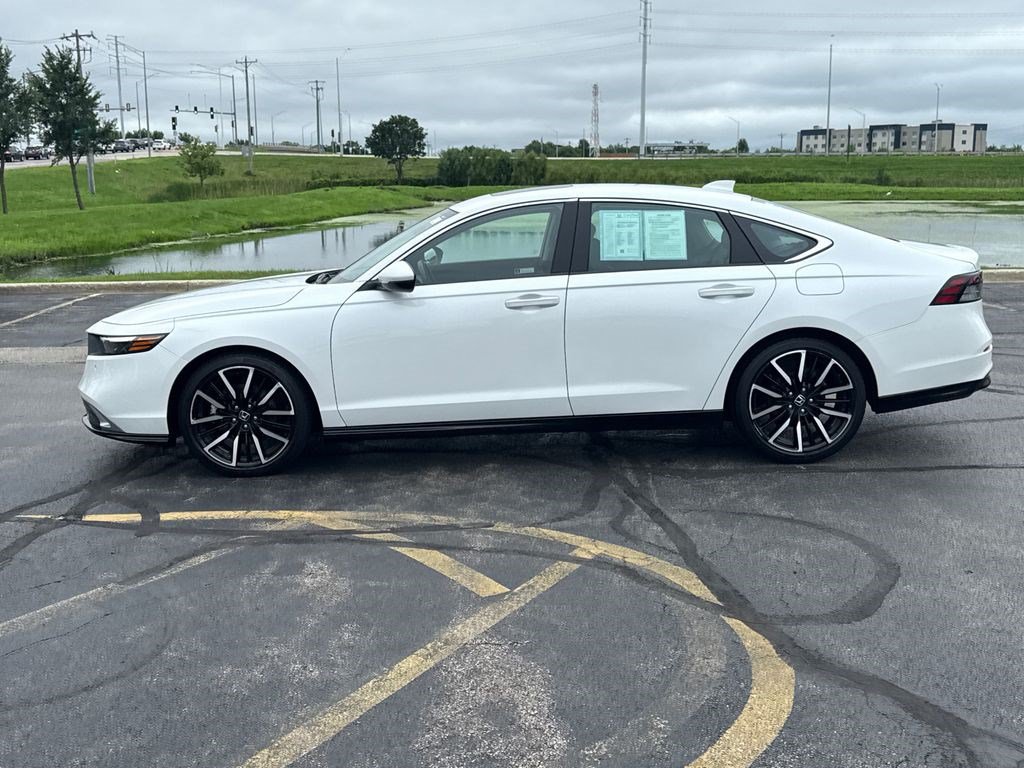 Certified 2024 Honda Accord Touring image 8