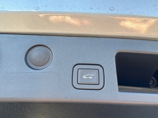 New 2026 Chevrolet Equinox RS w/ Convenience Package III image 19