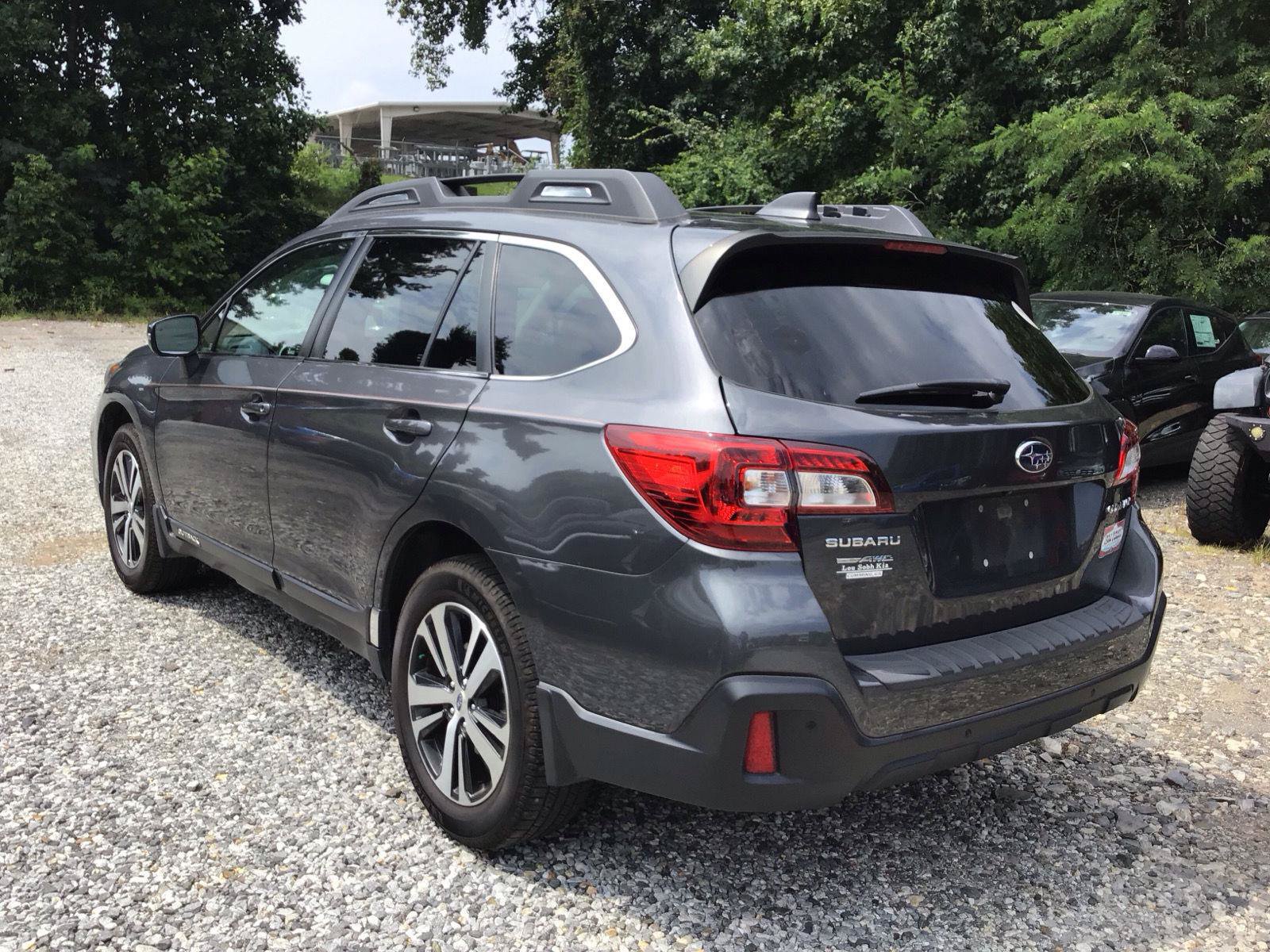 Used 2019 Subaru Outback 2.5i Limited w/ Popular Package #2 AWD/4WD image 3
