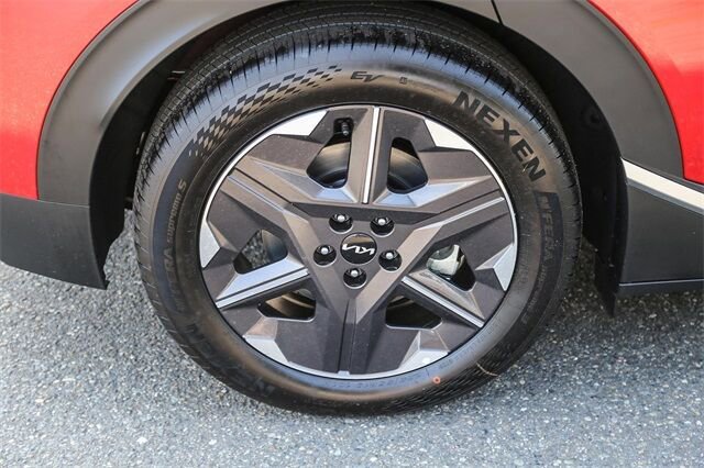 New 2025 Kia EV6 Light AWD/4WD image 10