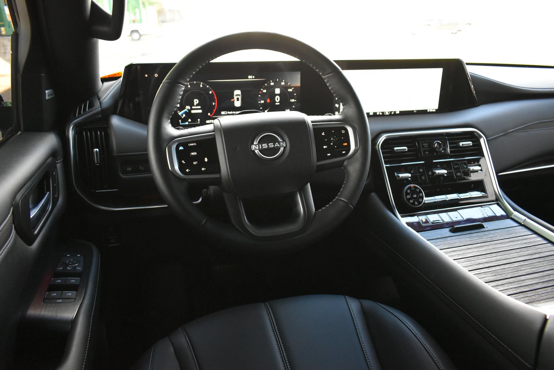 Used 2025 Nissan Armada SL w/ Captain's Chari Seat Package AWD/4WD image 19