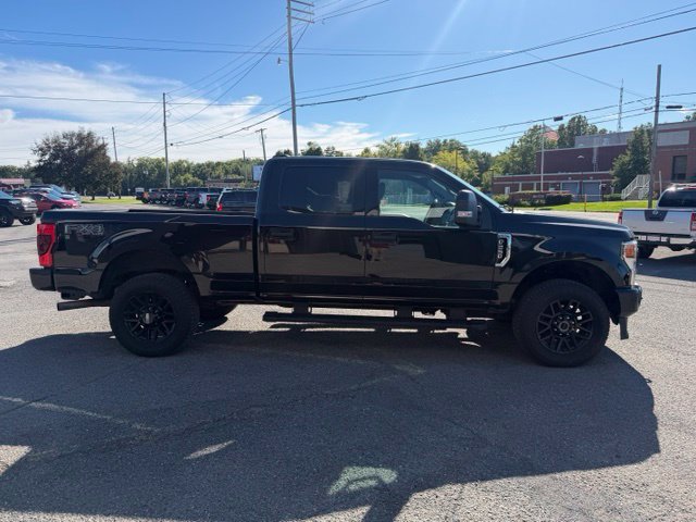 Used 2022 Ford F250 XLT w/ Black Appearance Package AWD/4WD image 5
