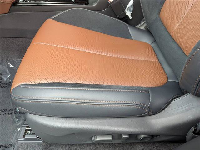 New 2026 Subaru Forester Touring AWD/4WD image 4