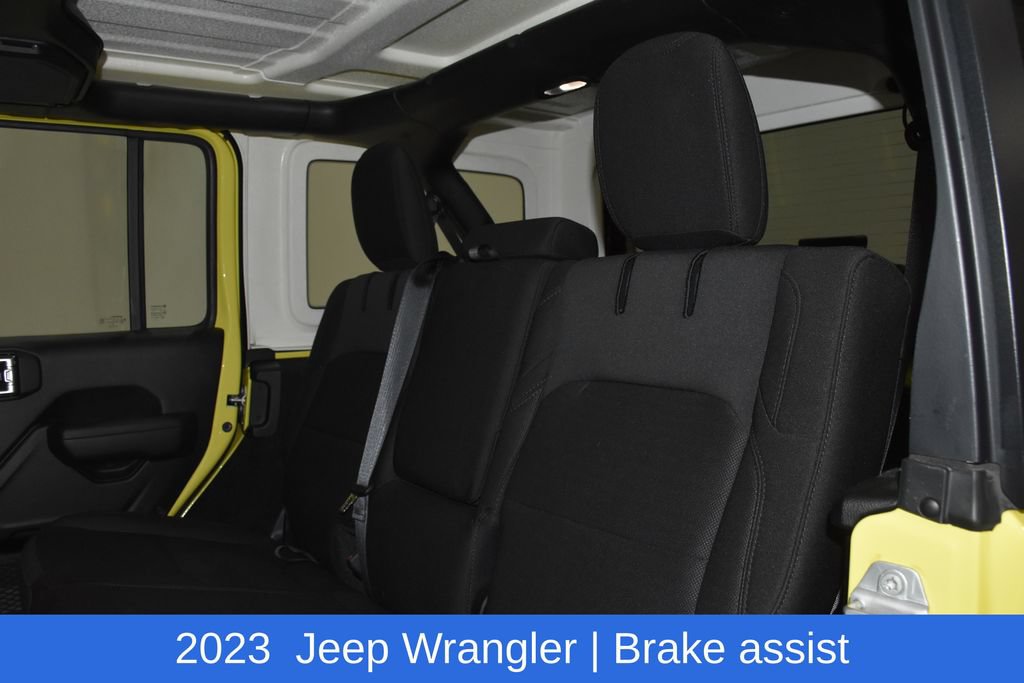 Used 2023 Jeep Wrangler Unlimited w/ Cold Weather Group AWD/4WD image 30