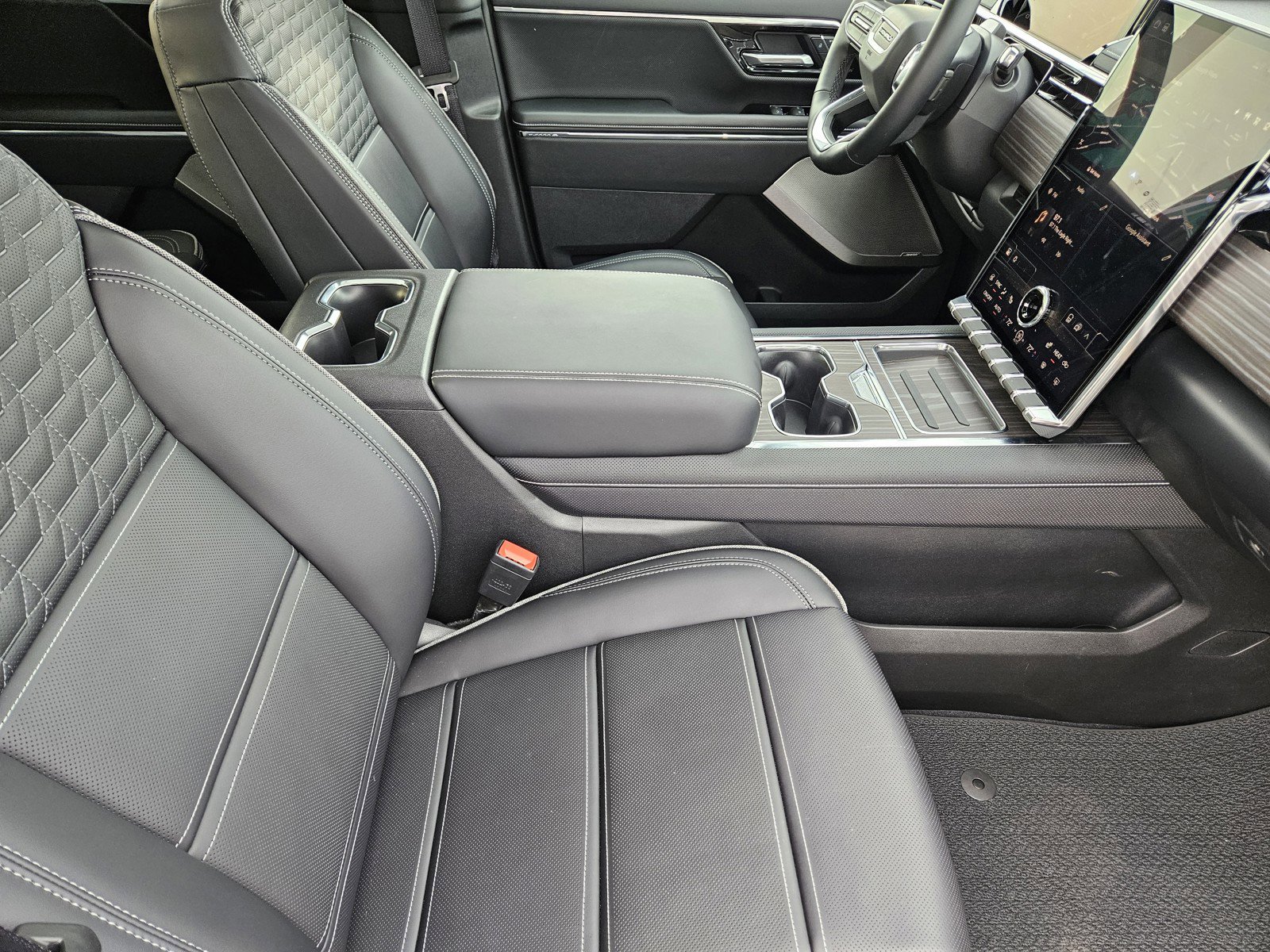 New 2025 GMC Sierra EV Denali AWD/4WD image 10