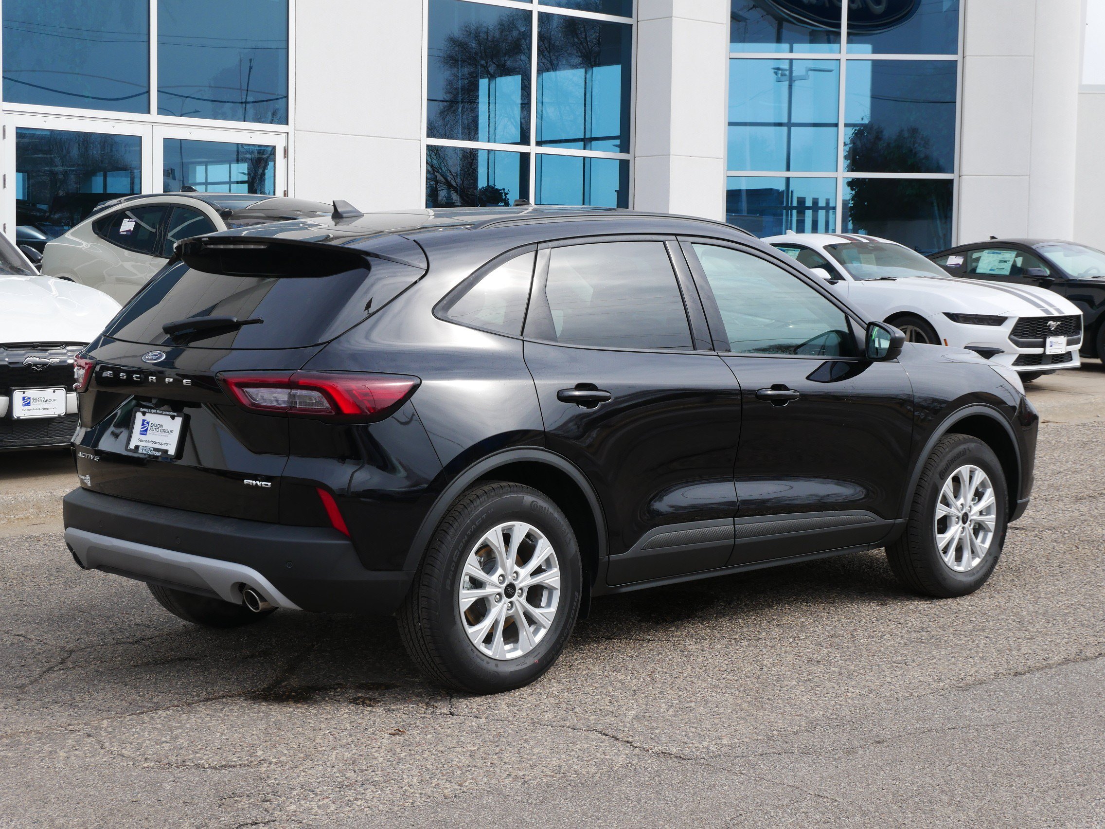 New 2025 Ford Escape Active w/ Active Premium Tech Pack AWD/4WD image 4