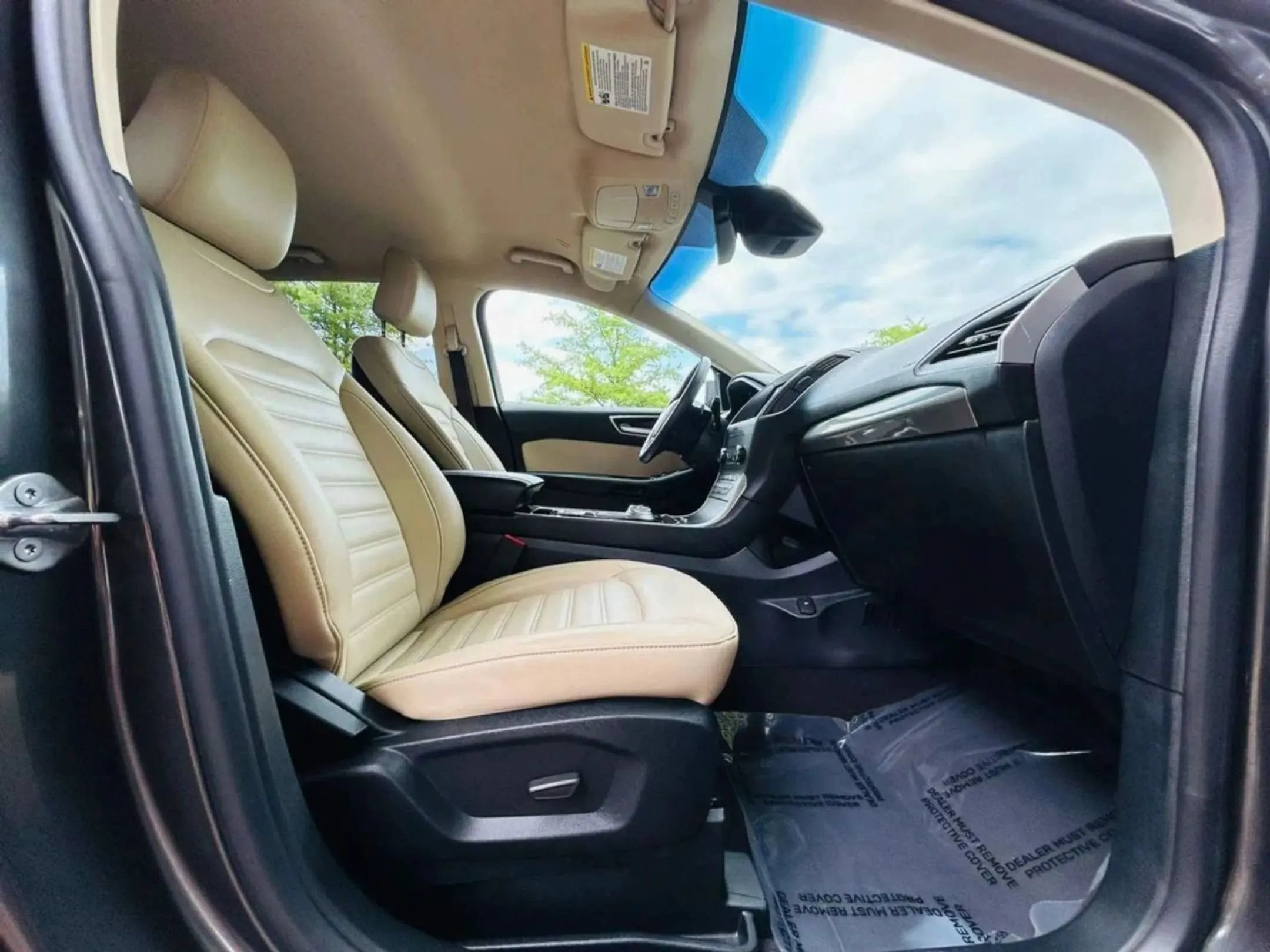 Used 2020 Ford Edge SEL AWD/4WD image 11