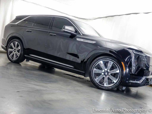 Used 2025 Cadillac Escalade IQ Luxury 1 AWD/4WD image 4