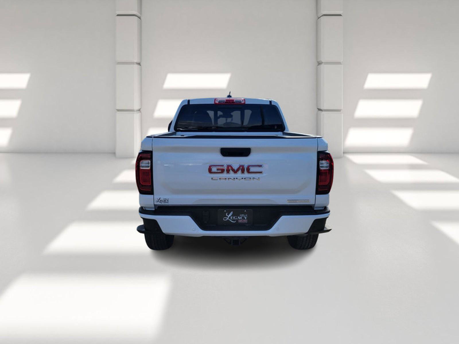 New 2026 GMC Canyon Elevation image 6