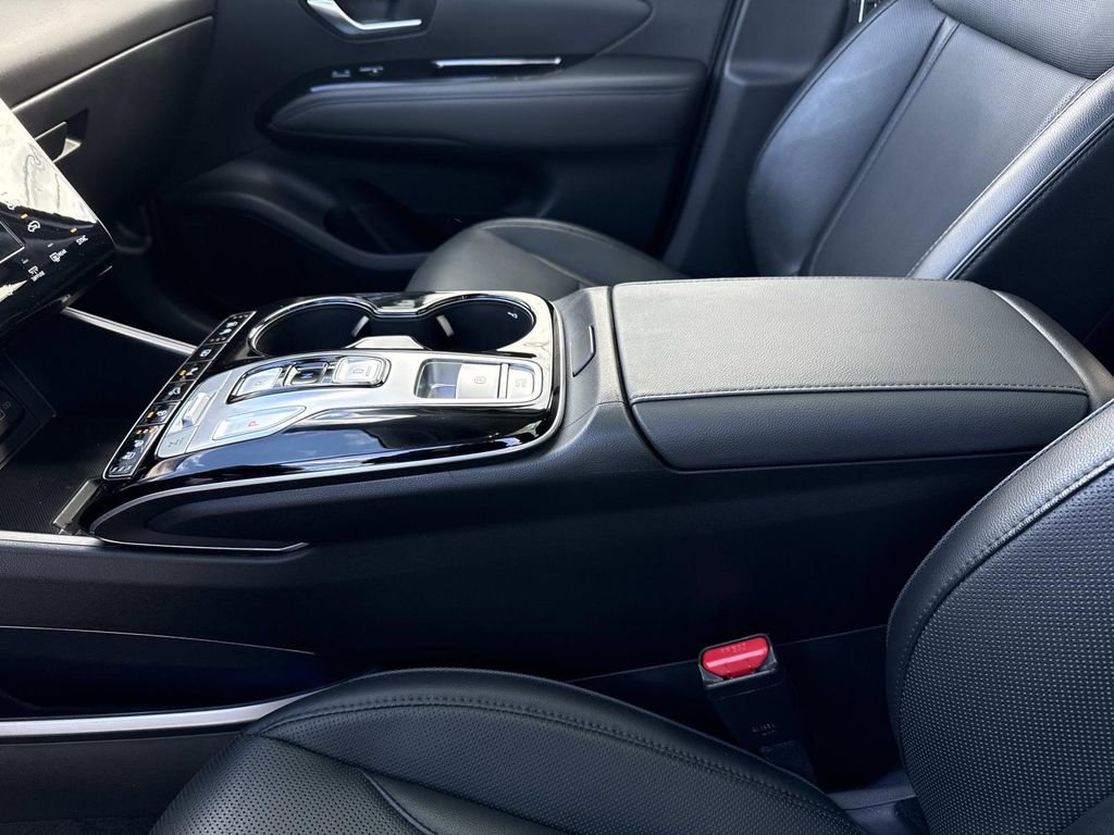 Used 2024 Hyundai Tucson Limited image 15