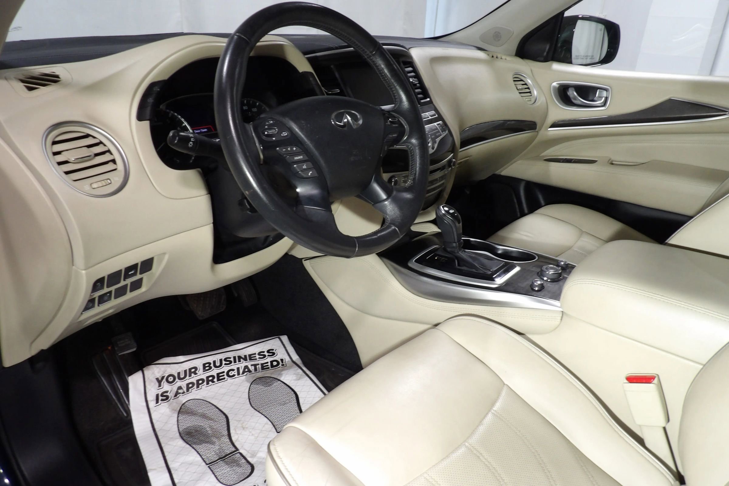Used 2020 INFINITI QX60 Luxe w/ Essential Package AWD/4WD image 12